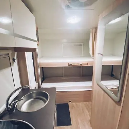 Luxury tent Matkaauto